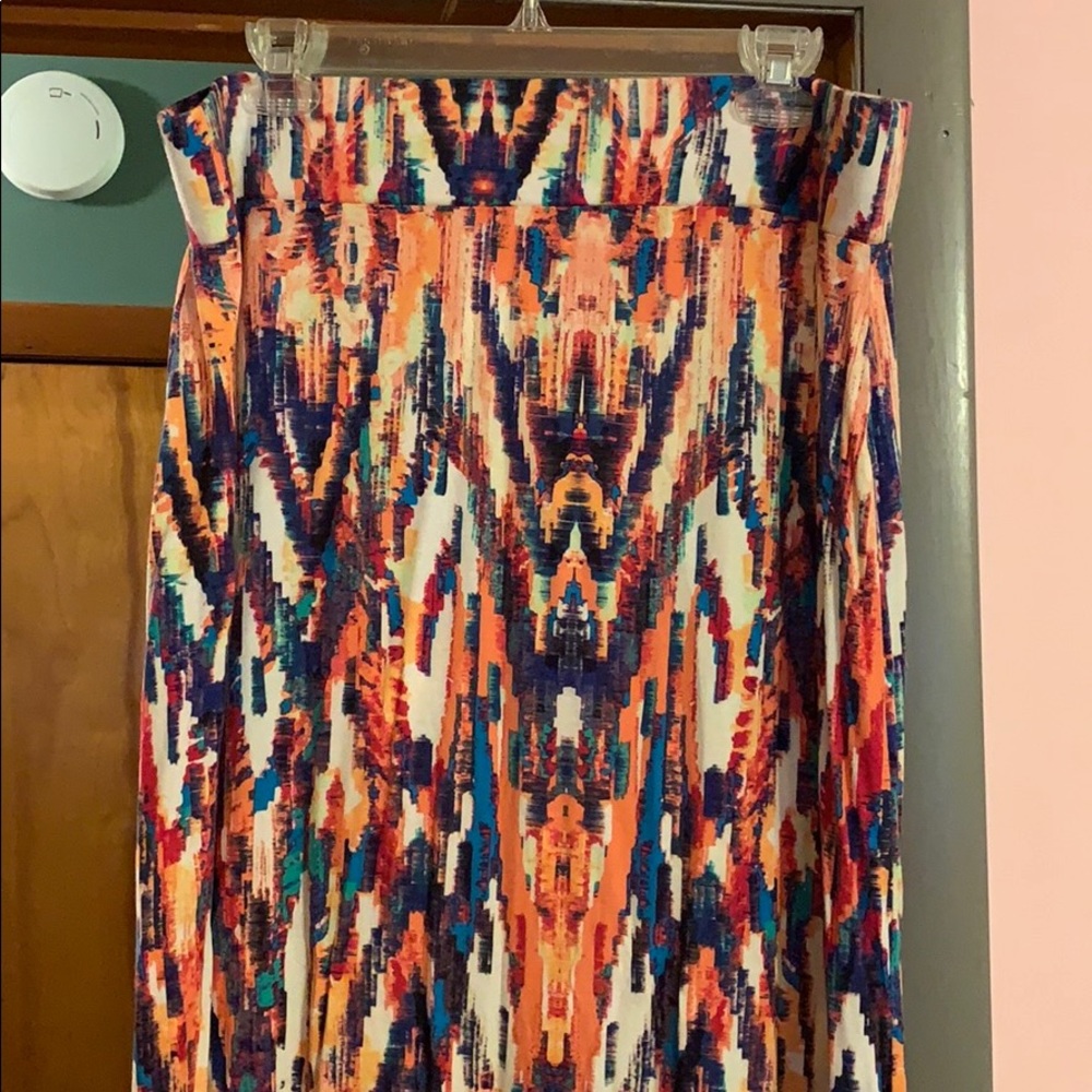 Maxi skirt worn once